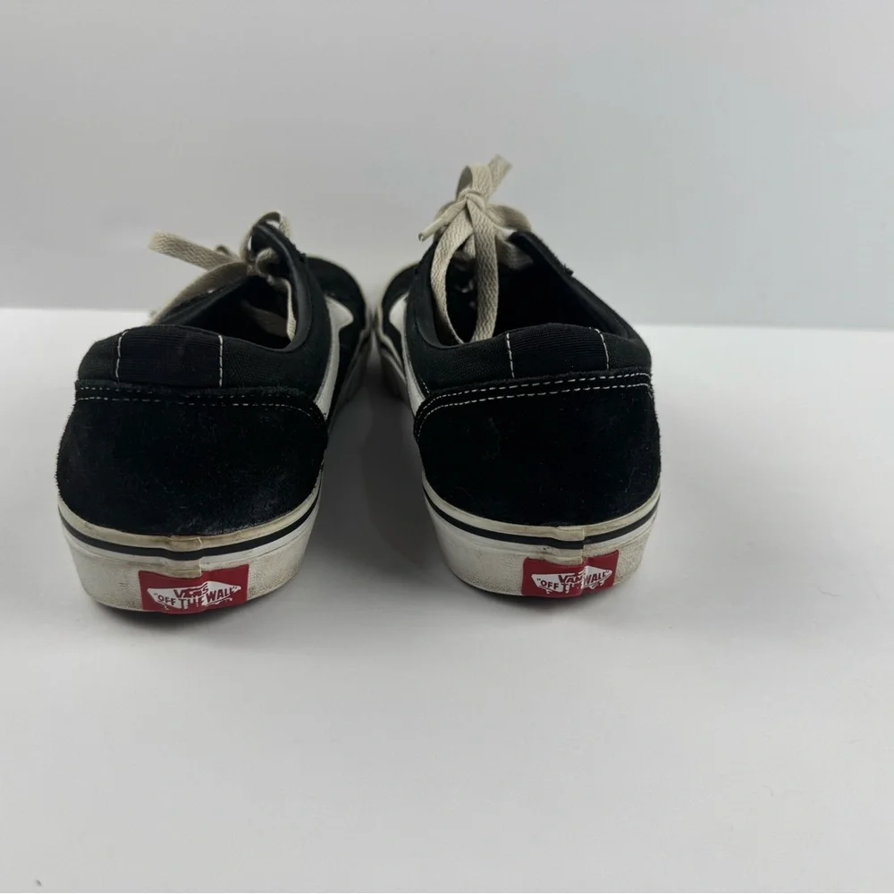 Vans Black and White old Skool skater sneaker in shade and canvas size 9